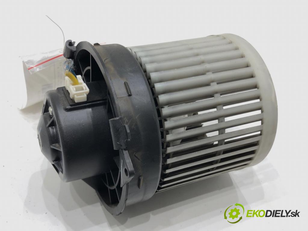 NISSAN MICRA K13 liftback 2014 59 kW 1.2 1198 ventilátor kúrenia