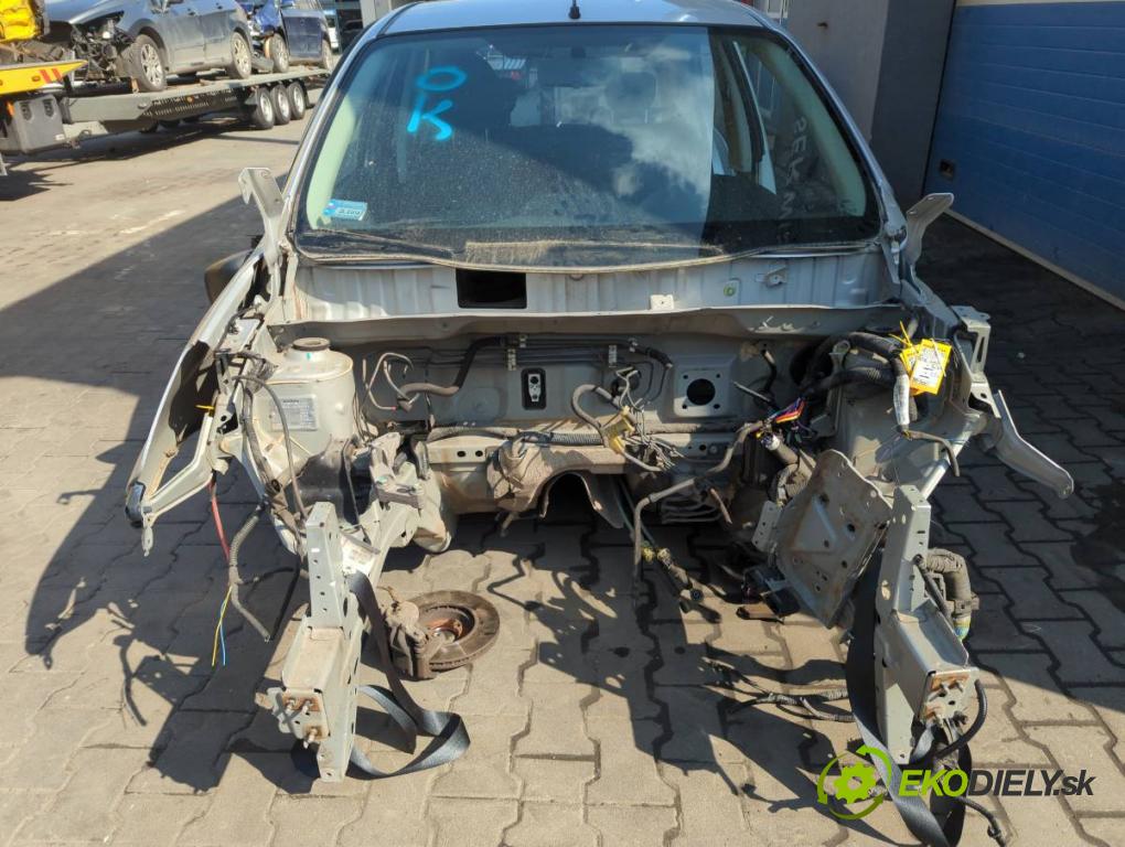 NISSAN MICRA IV (K13K) 2010 - 2022    1.2 59 kW [80 KM] benzyna 2010 - 2015  KAROSERIA ČTVRŤÁK blatník zadní část levý pravý práh střecha PODŁUŻNICA levý pravý