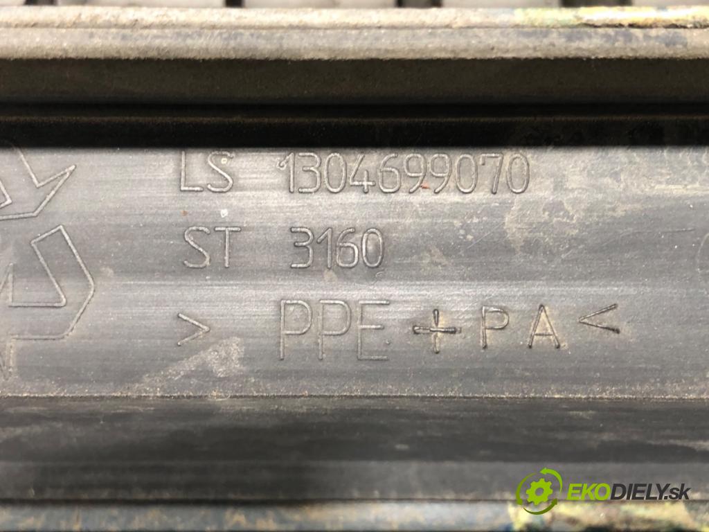 CITROEN JUMPER II Autobus 2004 74 kW 2.2 HDi 2179 Mriežka maska 1304699070 (Mriežka predná (maska chladiča))