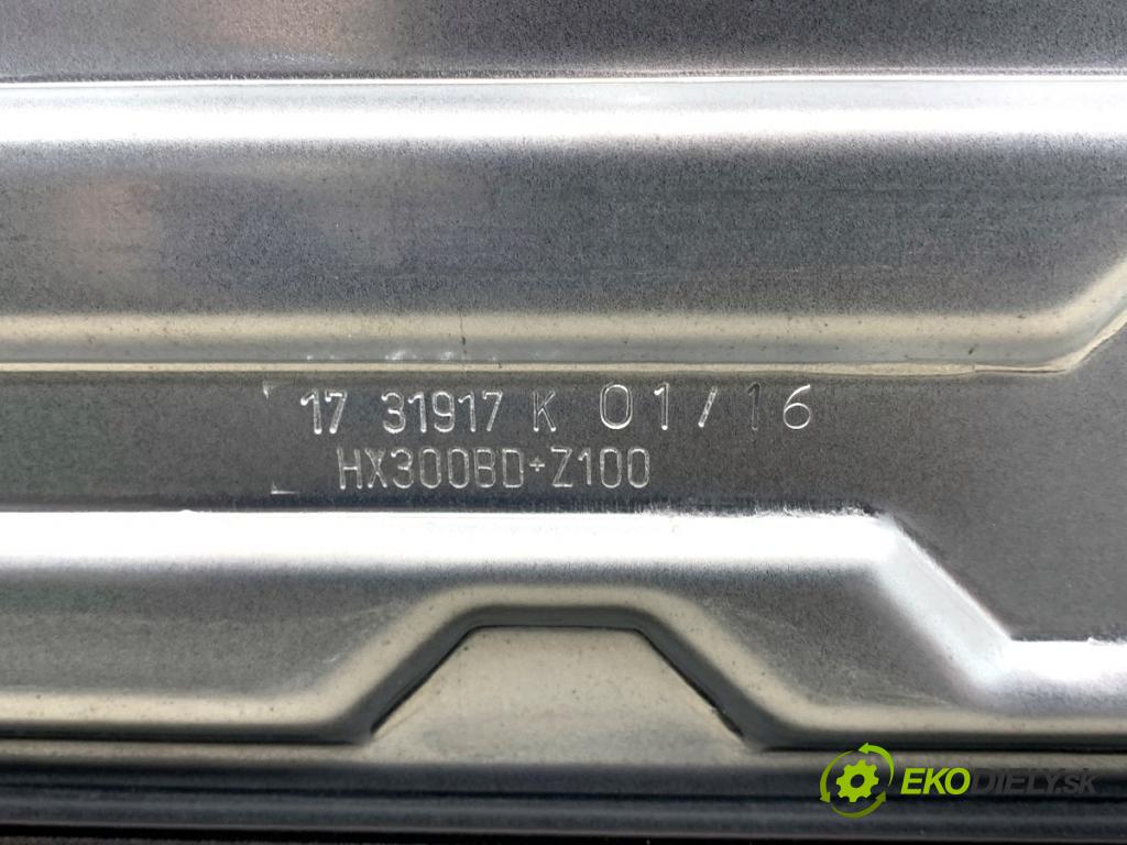 BMW F30 sedan 2016 180 kW 328 i 1997 střešní okno  (Okna karoserie)