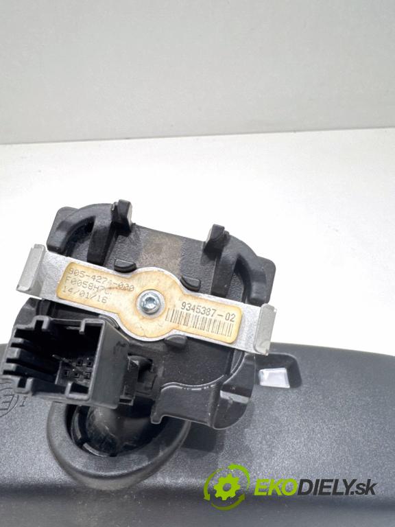 BMW F30 sedan 2016 180 kW 328 i 1997 zpětné zrcátko vnitřní 9345387 (Světla vnitřní)