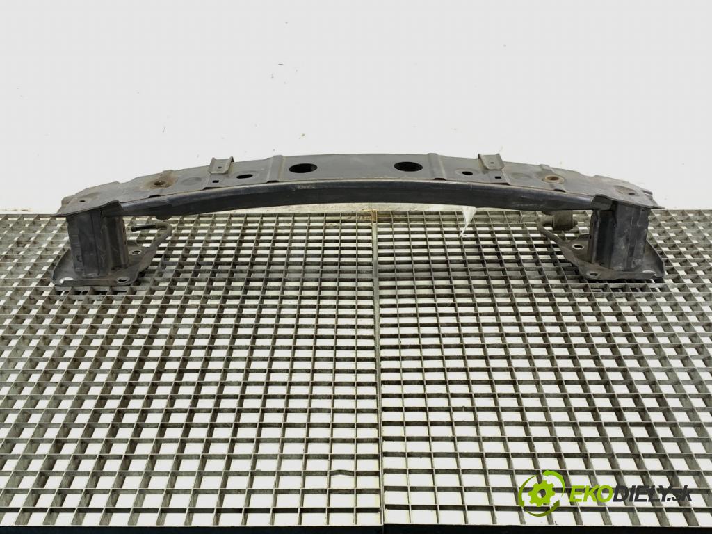 MAZDA 3 BM liftback 2016 121 kW 2.0 1998 výztuha nárazníka zadní část  (Výztuhy zadní)