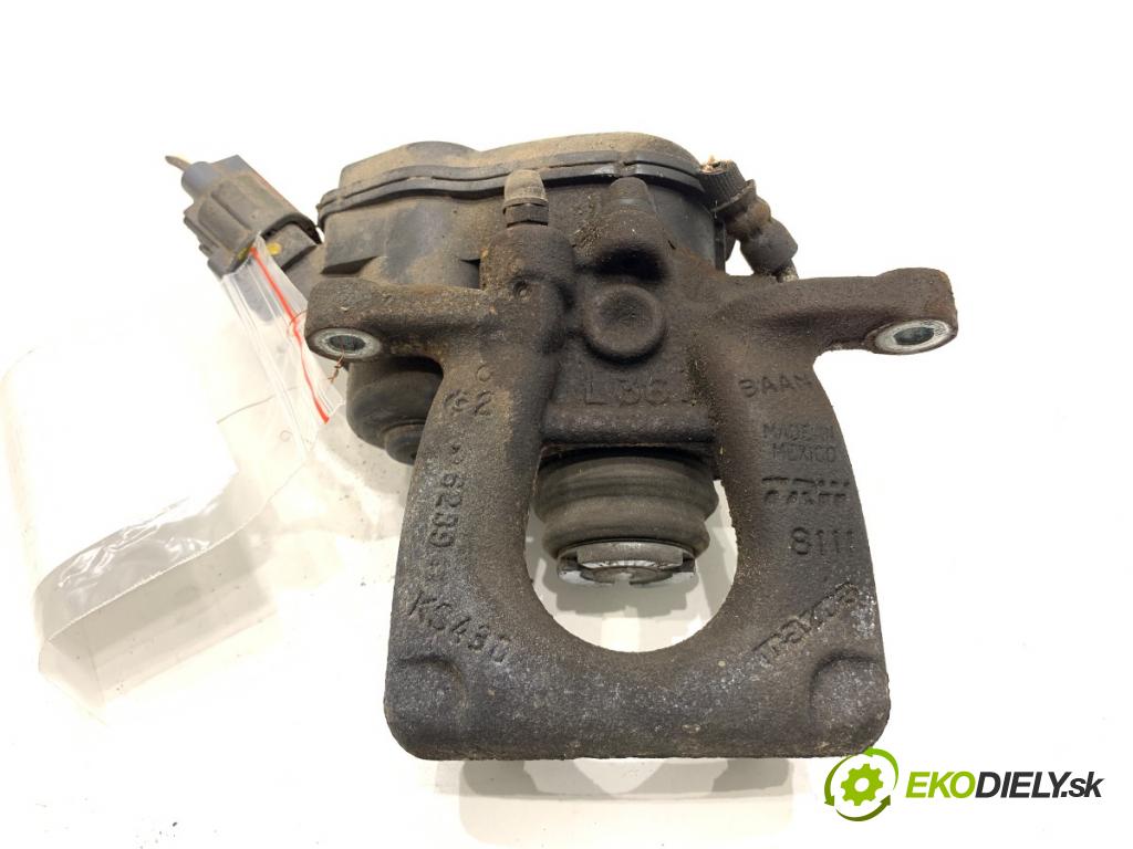 MAZDA 3 BM liftback 2016 121 kW 2.0 1998 Brzdič strmeň ľavy zad 