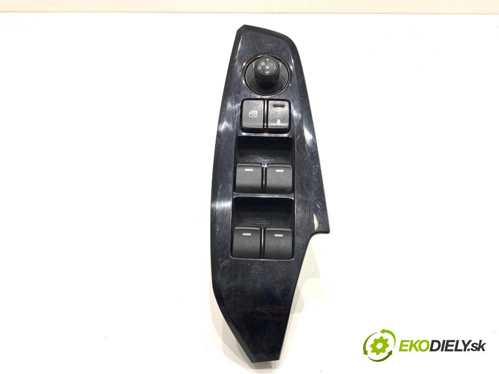 MAZDA 3 BM liftback 2016 121 kW 2.0 1998 Prepínač okien BMN666350 (Prepínacie páčky pod volantom)