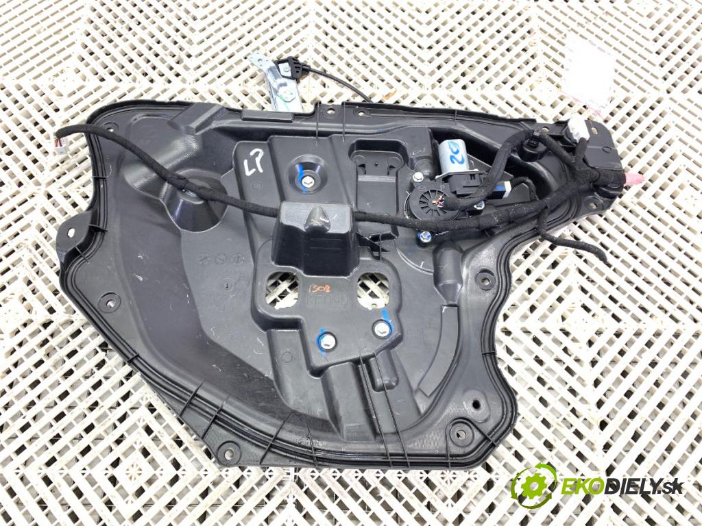 MAZDA 3 BM liftback 2016 121 kW 2.0 1998 mechanismus okna levý přední část