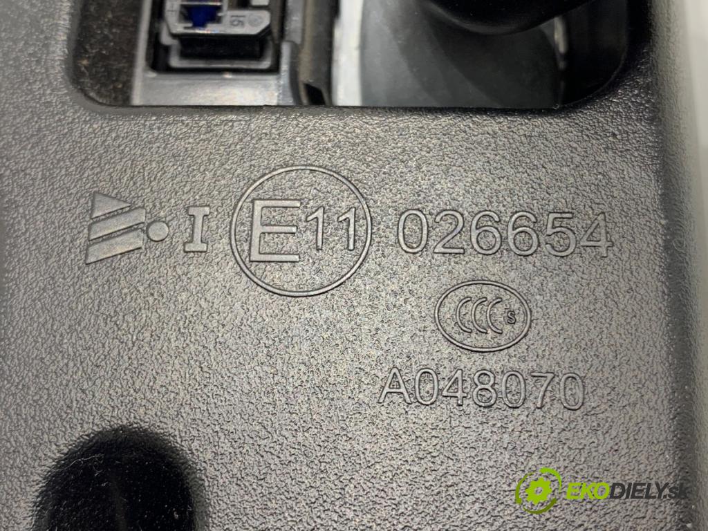 MAZDA 3 BM liftback 2016 121 kW 2.0 1998 Spätné zrkadlo vnútorné  (Spätné zrkadlo vnútorné)
