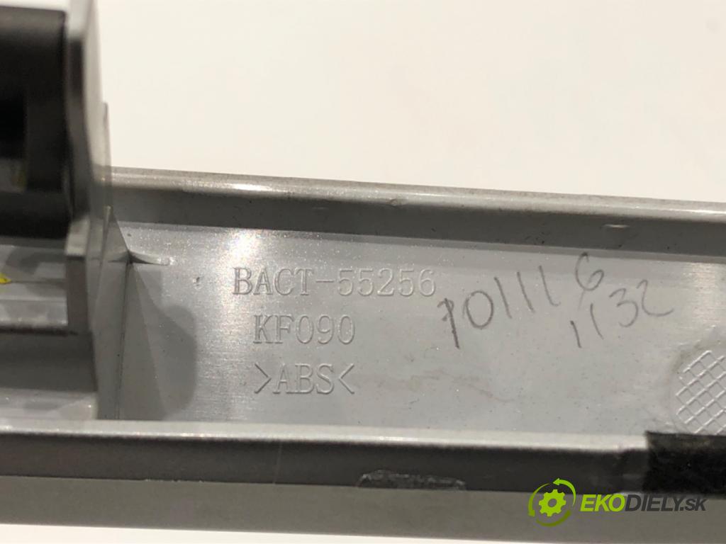 MAZDA 3 BM liftback 2016 121 kW 2.0 1998 lišty kryt BACT-55256 (Lišta)