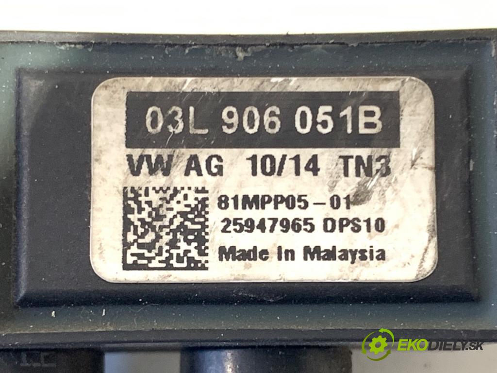 AUDI A4 B8 sedan 2014 140 kW 2.0 TDI 1968 snímač tlaku spalín 03L906051B
