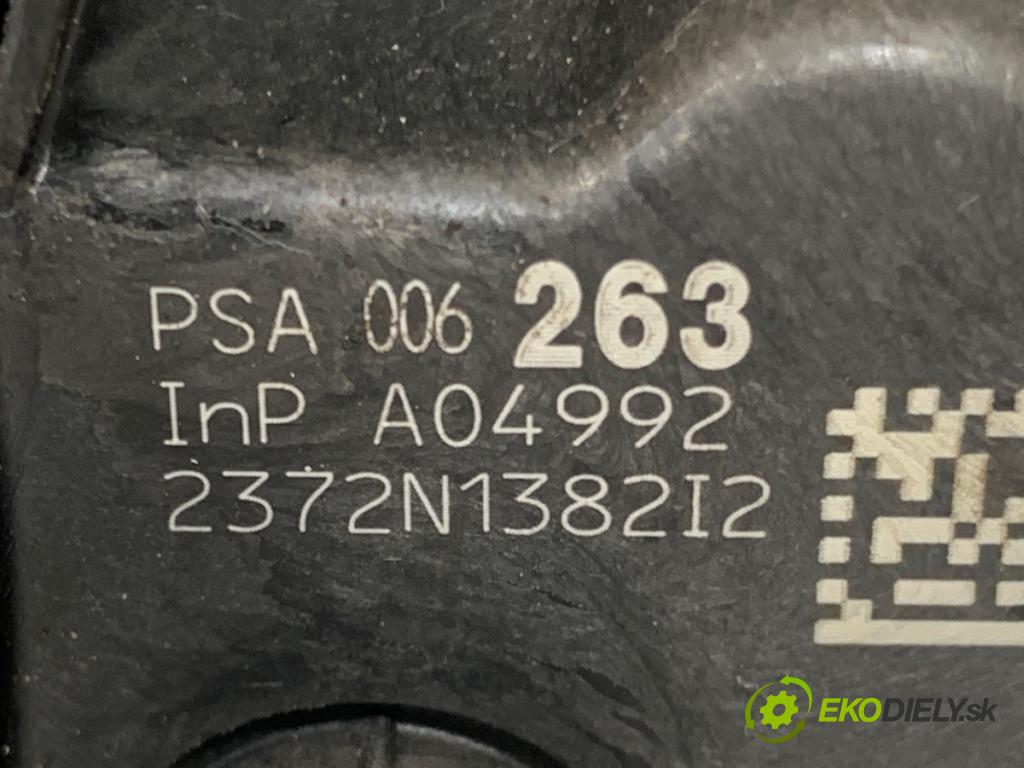 PEUGEOT 508 SW I Kombi 2012 100 kW 2.0 HDi 1997 zámok dveře pravý zadní část PSA006263