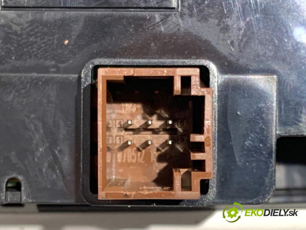 PEUGEOT 508 SW I Kombi 2012 100 kW 2.0 HDi 1997 Panel ovládania kúrenia  (Prepínacie páčky pod volantom)