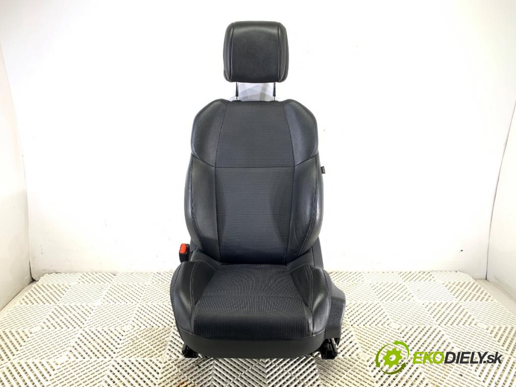 PEUGEOT 508 SW I Kombi 2012 100 kW 2.0 HDi 1997 Sedadlo ľavy predný 