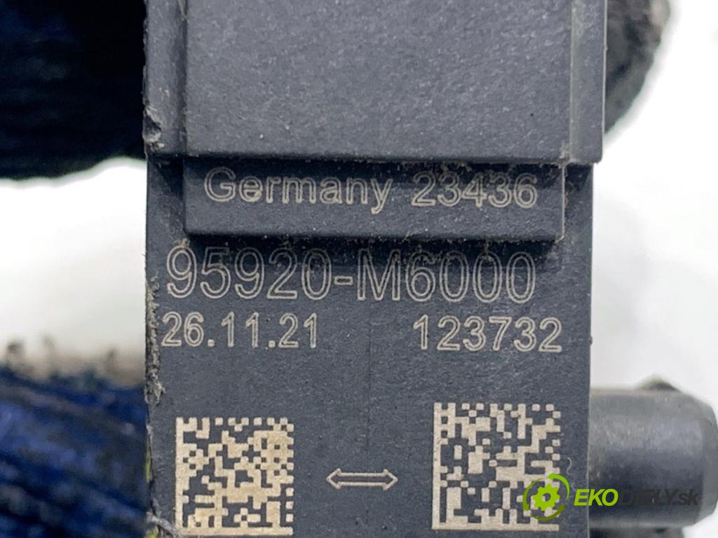 HYUNDAI TUCSON SUV 2022 110 kW 1.6 T-GDi 1598 Snímač nárazu 95920-M6000 (Snímač nárazu)