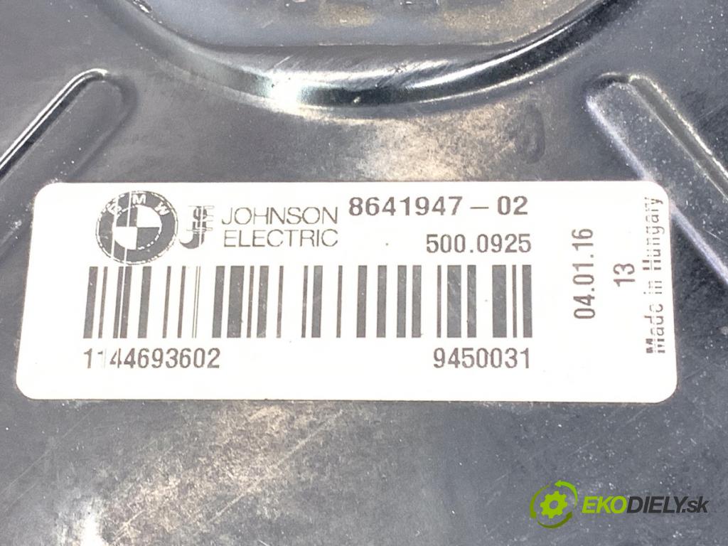BMW F30 sedan 2016 180 kW 328 i 1997 Ventilátor chladiča 8641947 (Ventilátor)