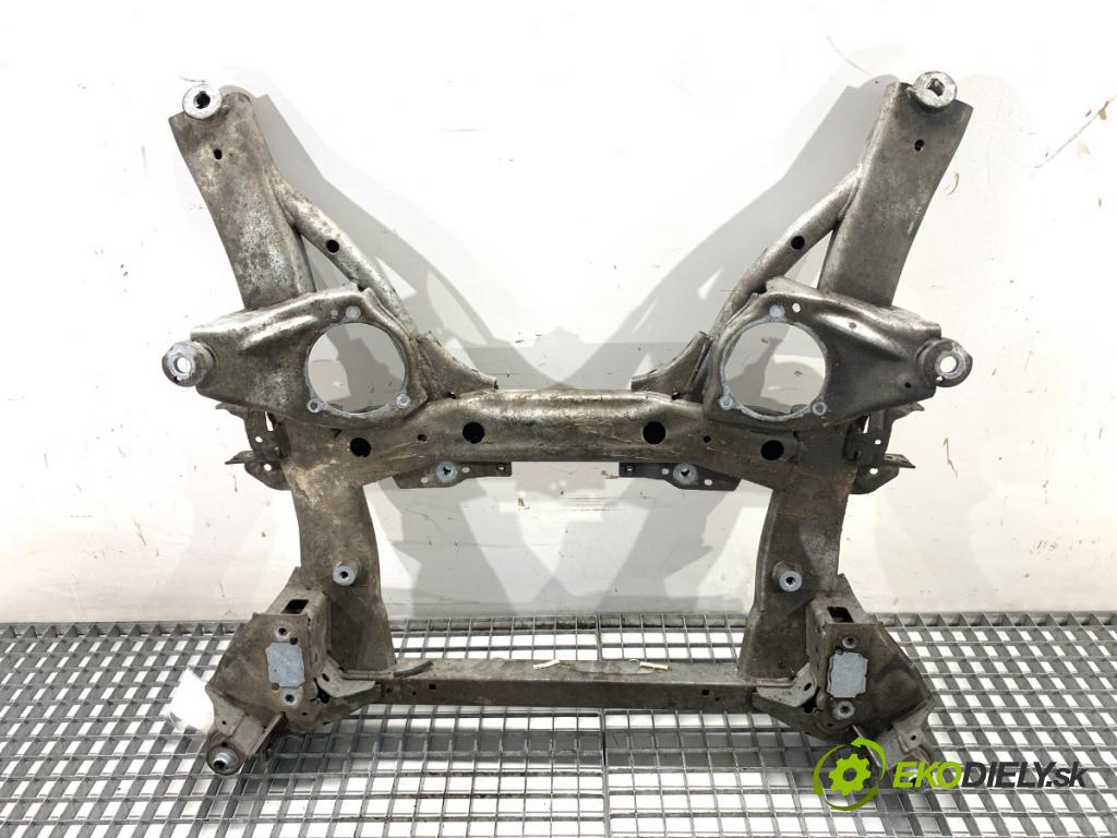BMW G21 Kombi 2021 190 kW 330 i 1998 výztuha pod motor 6883131 (Výztuhy přední)