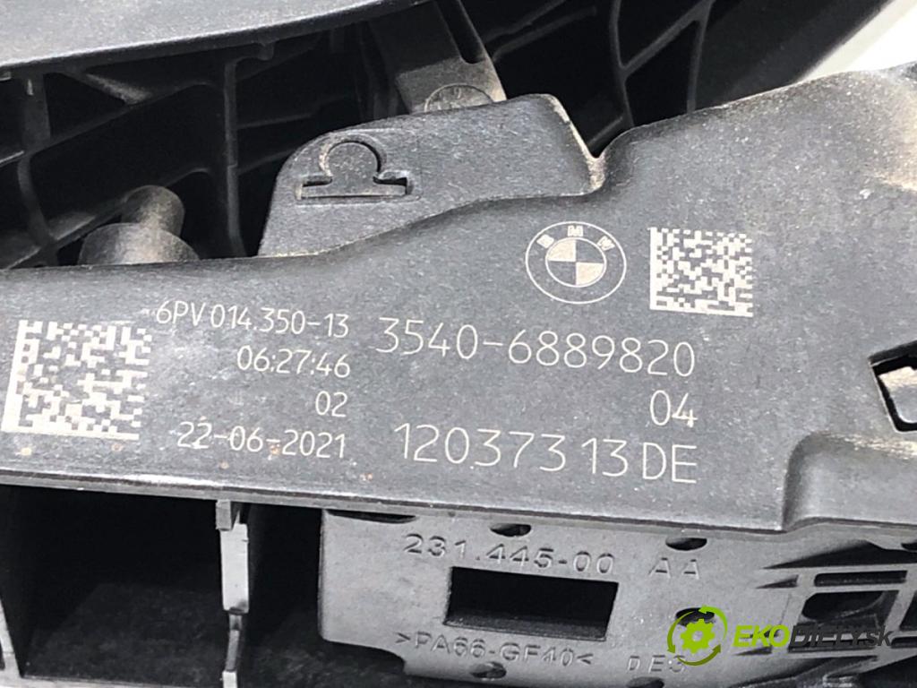 BMW G21 Kombi 2021 190 kW 330 i 1998 Potenciometer plynu 6889820 (Pedál)