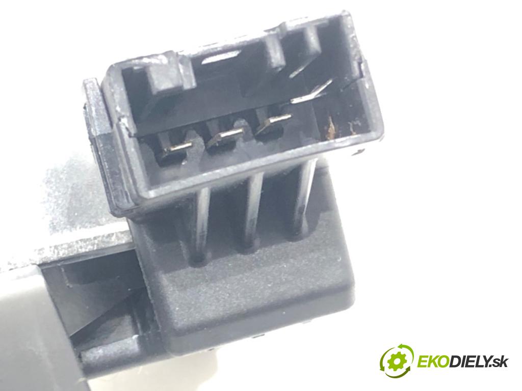 BMW G21 Kombi 2021 190 kW 330 i 1998 Motor stieračov zad 7468049
