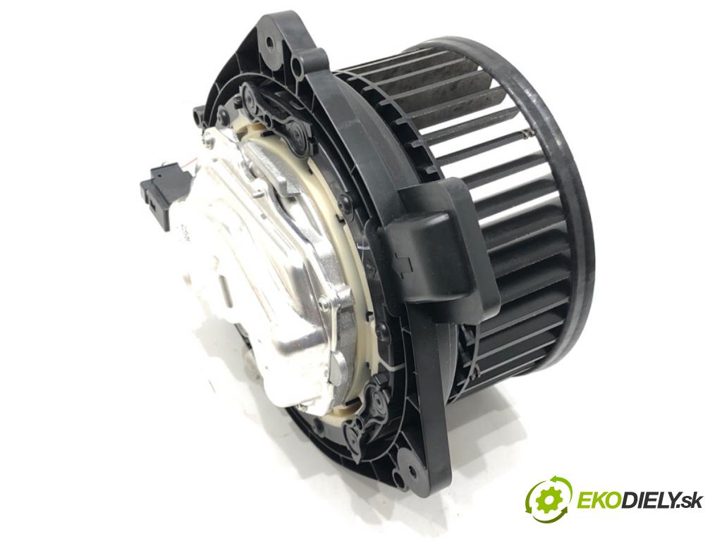 BMW G21 Kombi 2021 190 kW 330 i 1998 ventilátor kúrenia DRF-10238-001