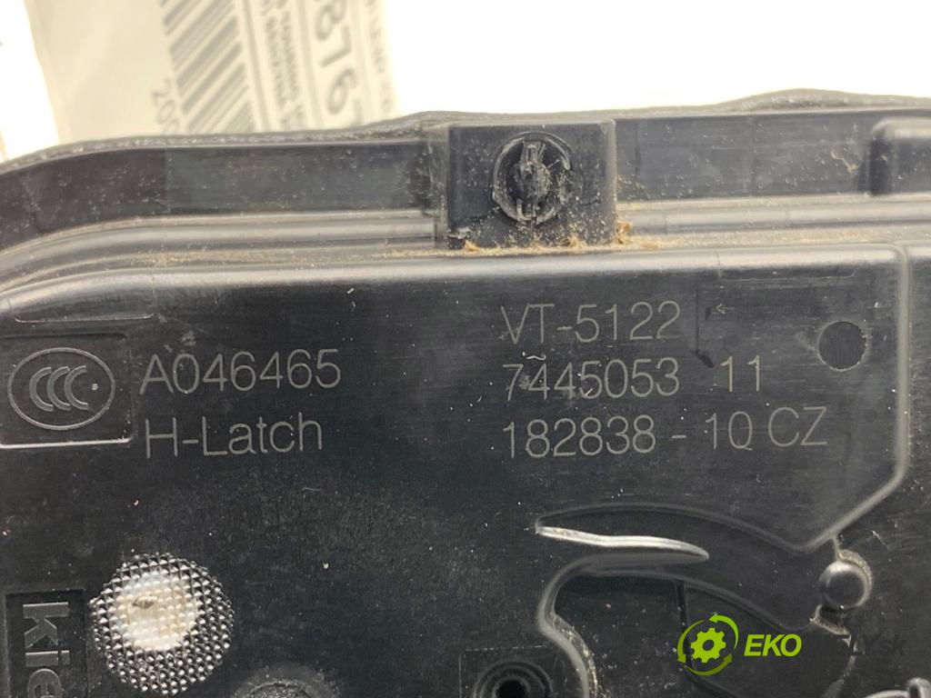 BMW G21 Kombi 2021 190 kW 330 i 1998 zámok dveře levý zadní část 7445053
