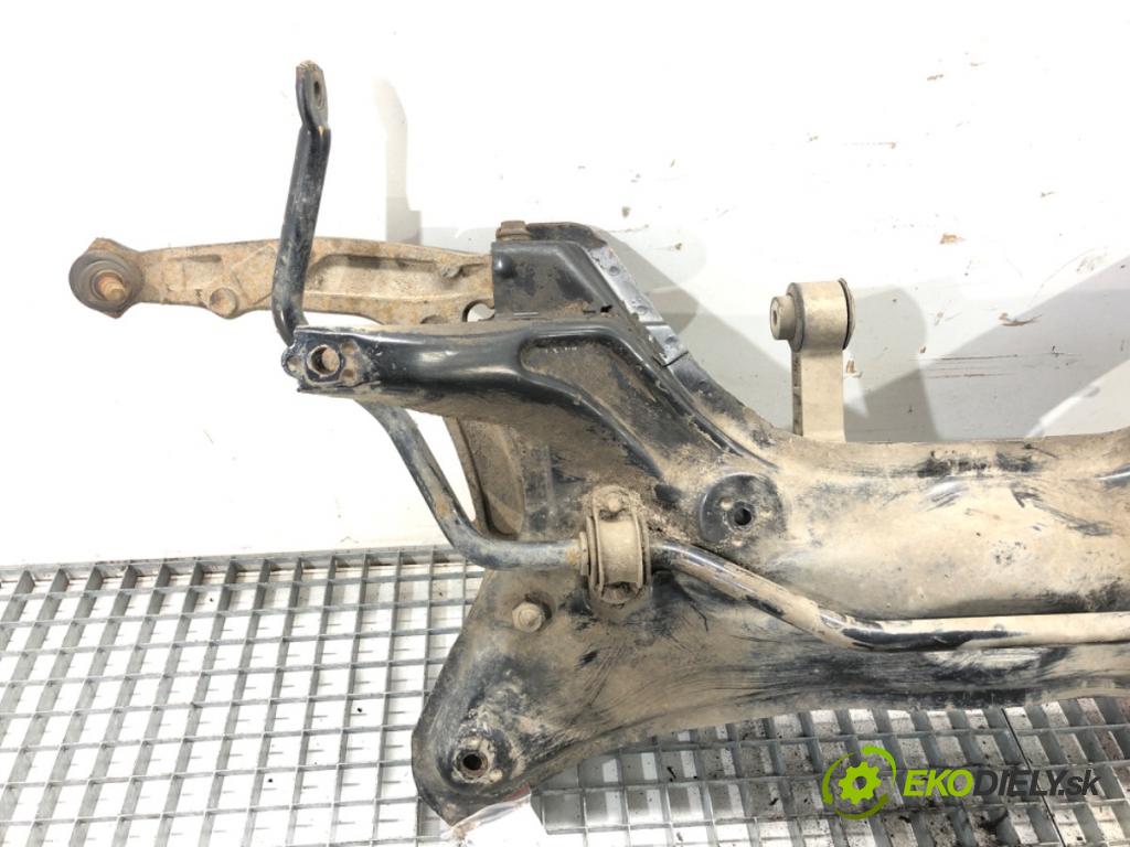 FIAT PANDA II liftback 2010 40 kW 1.1 (169.AXA1A) 1108 Výstuha pod Motor  (Výstuhy predné)