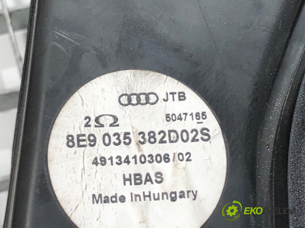AUDI A4 B7 Kombi 2007 125 kW 2.0 TDI quattro 1968 subwoofer 8E9035382D (Audio zariadenie)