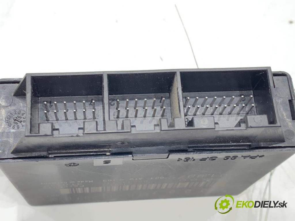 AUDI A4 B7 Kombi 2007 125 kW 2.0 TDI quattro 1968 Modul PDC 8E0919283D (Riadiaca jednotka ostatné)