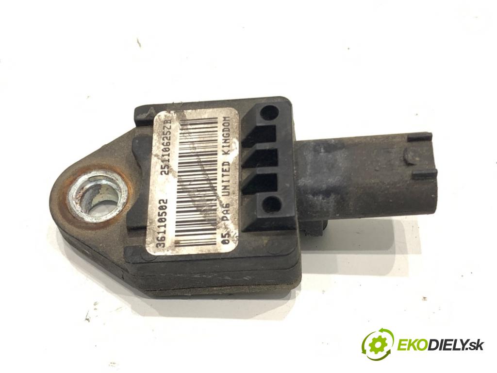 PORSCHE PANAMERA liftback 2012 294 kW 4.8 4S 4806 Snímač nárazu 97061822500 (Snímač nárazu)