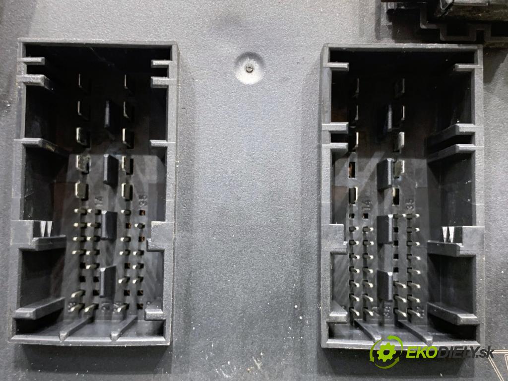 PORSCHE PANAMERA liftback 2012 294 kW 4.8 4S 4806 Modul komfortu 7PP907279AE (Modul komfortu)