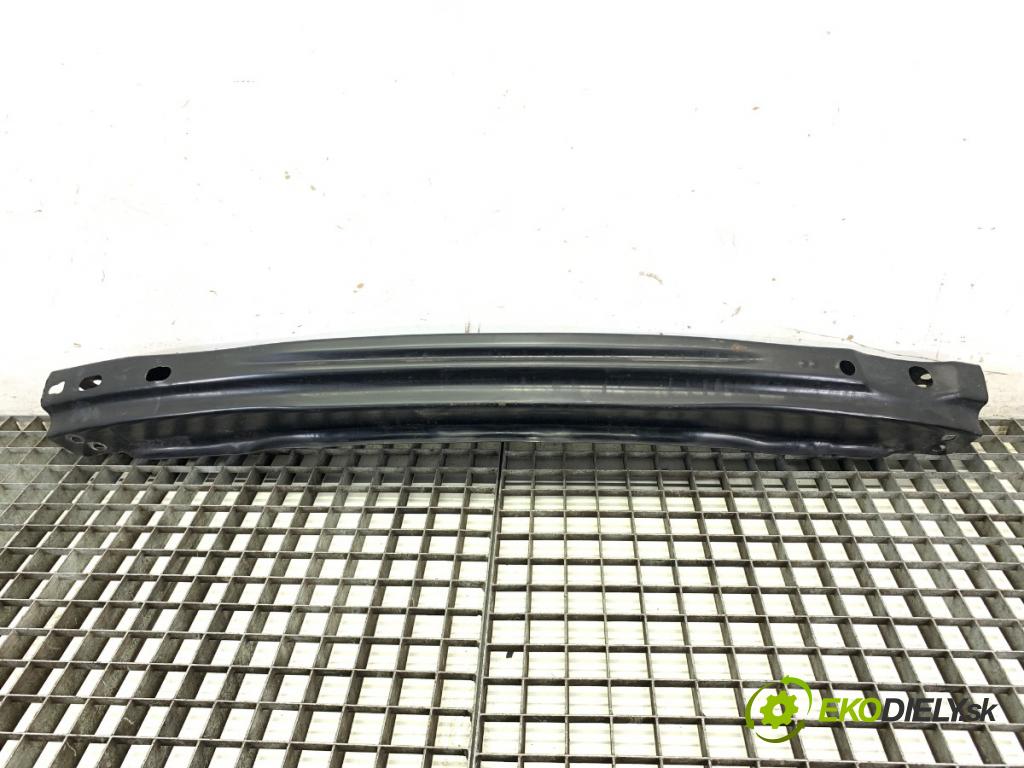 AUDI A4 B8 Kombi 2008 105 kW 2.0 TDI 1968 Výstuha nárazníka zad 8T0807313 (Výstuha zadná)