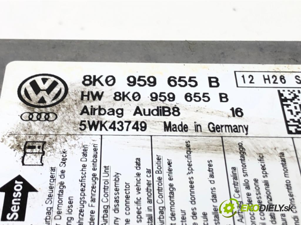 AUDI A4 B8 Kombi 2008 105 kW 2.0 TDI 1968 senzor airbag 8K0959655B (Snímač)
