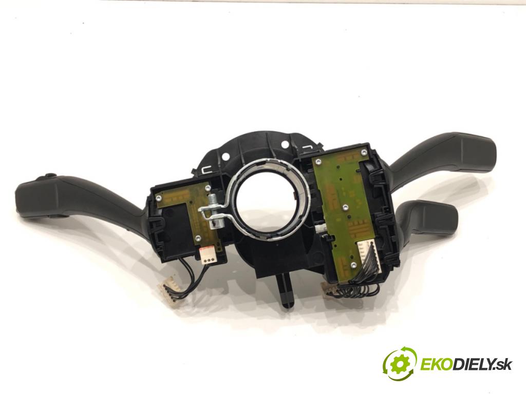 AUDI A4 B8 Kombi 2008 105 kW 2.0 TDI 1968 Prepínač kombinovaný 8K0953502BK (Prepínacie páčky pod volantom)