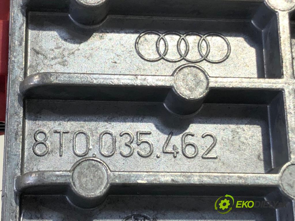 AUDI A4 B8 Kombi 2008 105 kW 2.0 TDI 1968 Zosilňovač 8T0035462 (Zosilňovač)