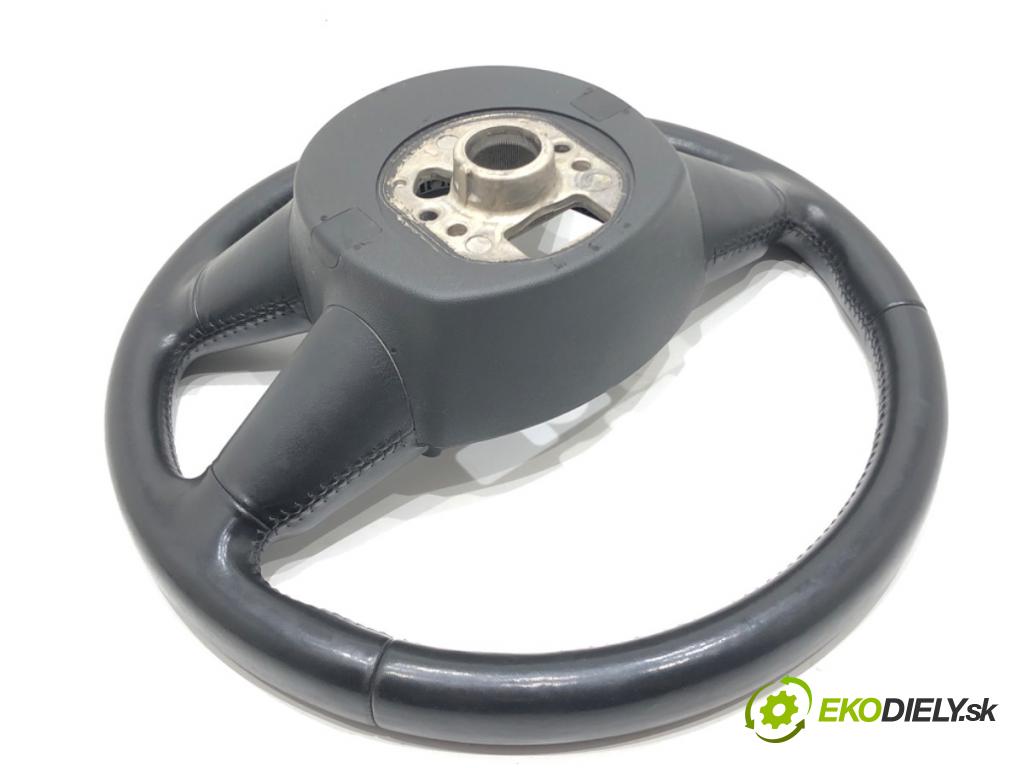 AUDI A4 B8 Kombi 2008 105 kW 2.0 TDI 1968 Volant  (Volant)