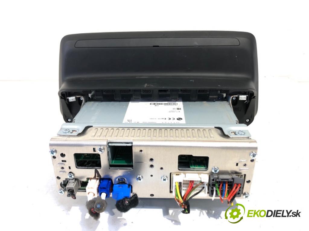 HYUNDAI i30 liftback 2023 88 kW 1.0 T-GDI 998 RADIO Dislpej 96160G4410RET