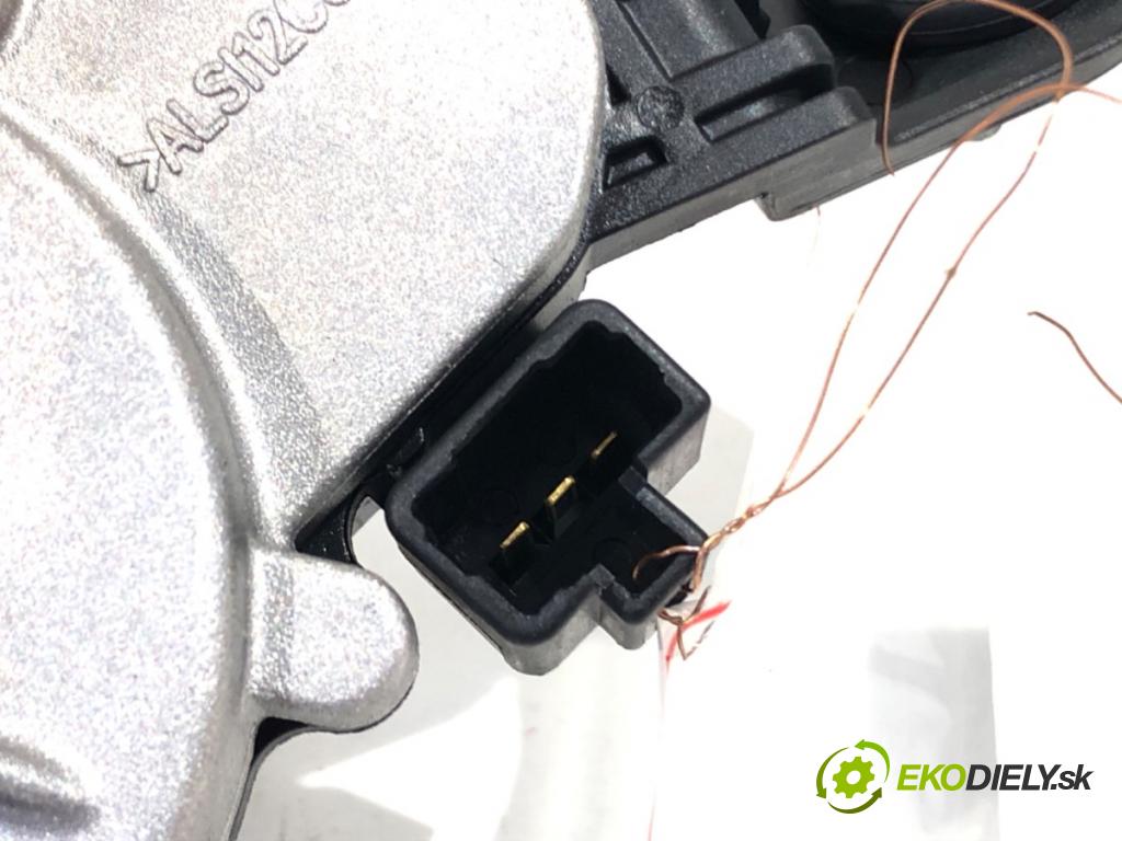 HYUNDAI i30 liftback 2023 88 kW 1.0 T-GDI 998 Motor stieračov zad 98700-G3000
