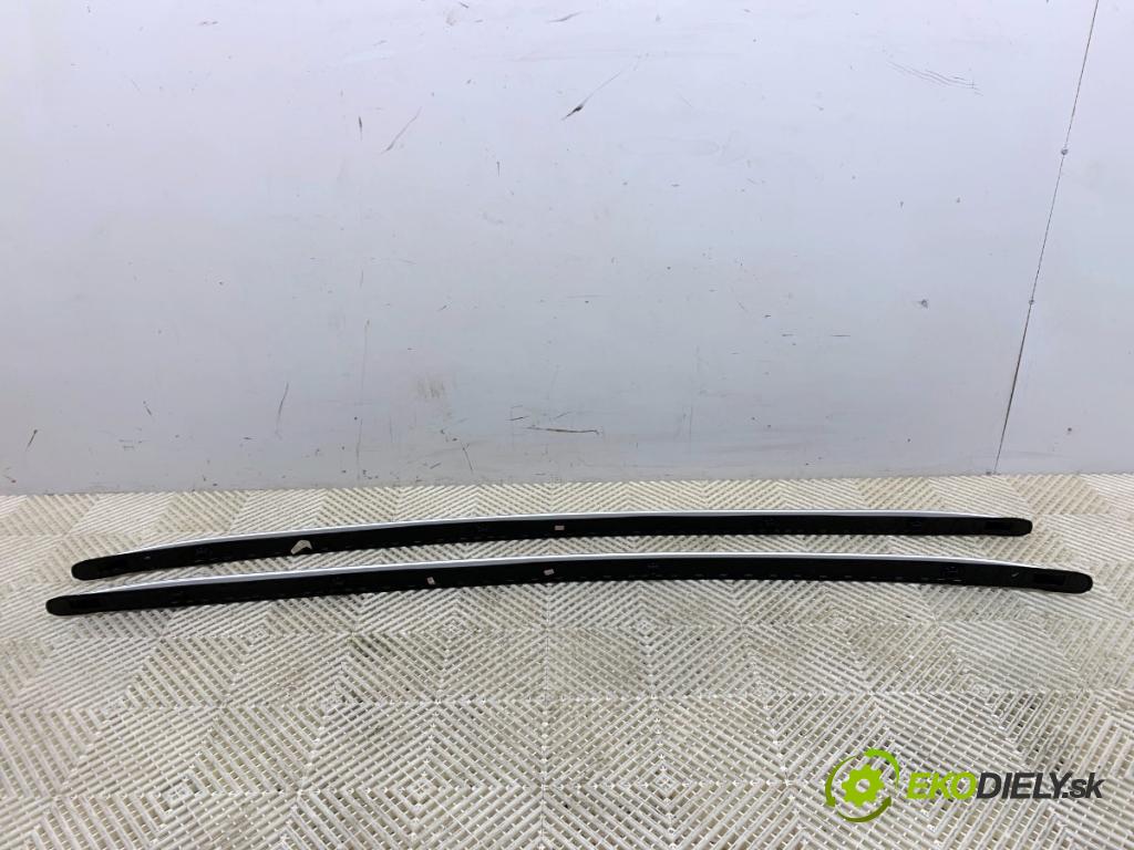 HYUNDAI i30 liftback 2023 88 kW 1.0 T-GDI 998 zábradlí: STŘECHA