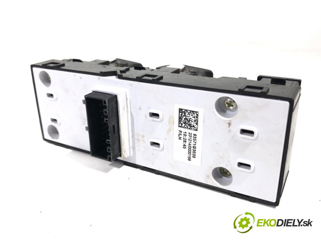 HYUNDAI i30 liftback 2023 88 kW 1.0 T-GDI 998 Prepínač okien 93571G3030 (Prepínacie páčky pod volantom)