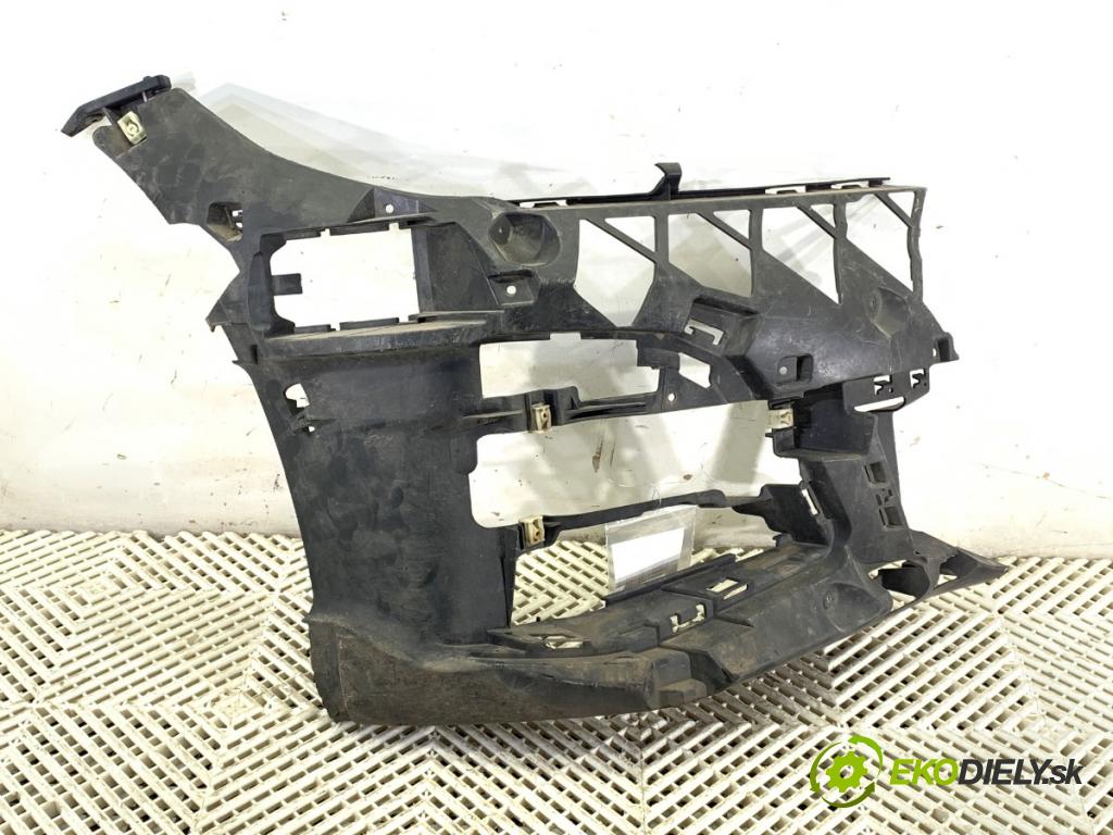 BMW G21 Kombi 2021 190 kW 330 i 1998 uchycení nárazníka halogenu mlhovky přední část pravý 8069348