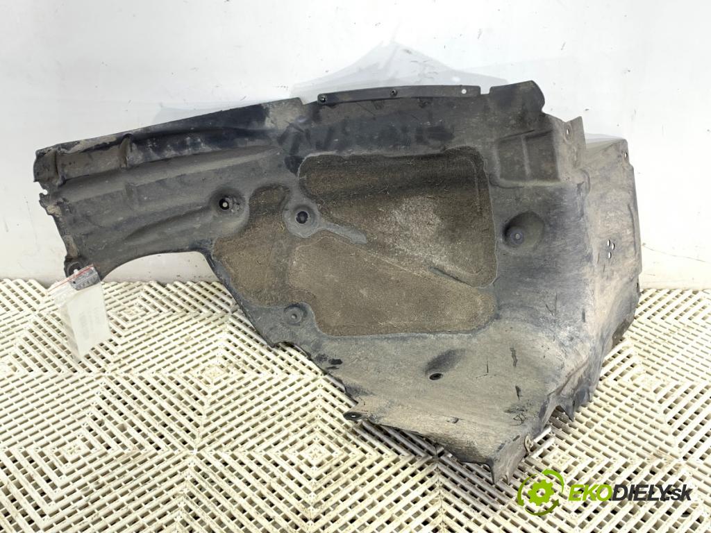 BMW G21 Kombi 2021 190 kW 330 i 1998 podblatník levý přední část