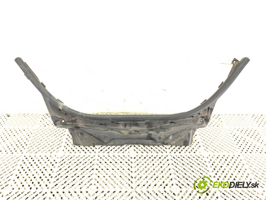 BMW G21 Kombi 2021 190 kW 330 i 1998 clona horní Lišta torpédo STĚNY PŘEPÁŽKA 7428165
