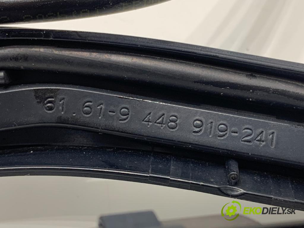 BMW G21 Kombi 2021 190 kW 330 i 1998 ramena stěrače pravý přední část 9448919