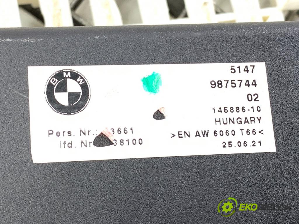 BMW G21 Kombi 2021 190 kW 330 i 1998 Roleta síťka 9875744 (Ostatní)