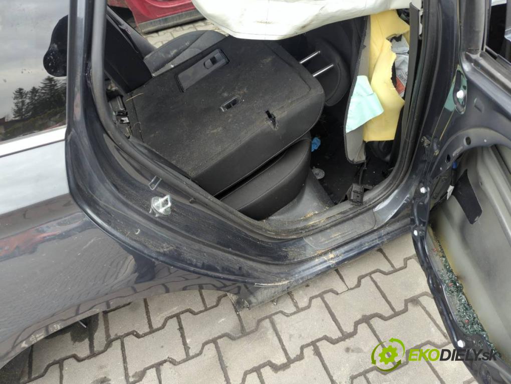 HYUNDAI i30 liftback 2023 88 kW 1.0 T-GDI 998 KAROSERIA ČTVRŤÁK blatník zadní část levý pravý práh střecha PODŁUŻNICA levý pravý