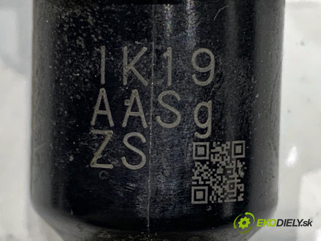 HONDA JAZZ IV liftback 2018 75 kW 1.3 1318 Lišta vstrekovacia  (Vstrekovacia lišta)