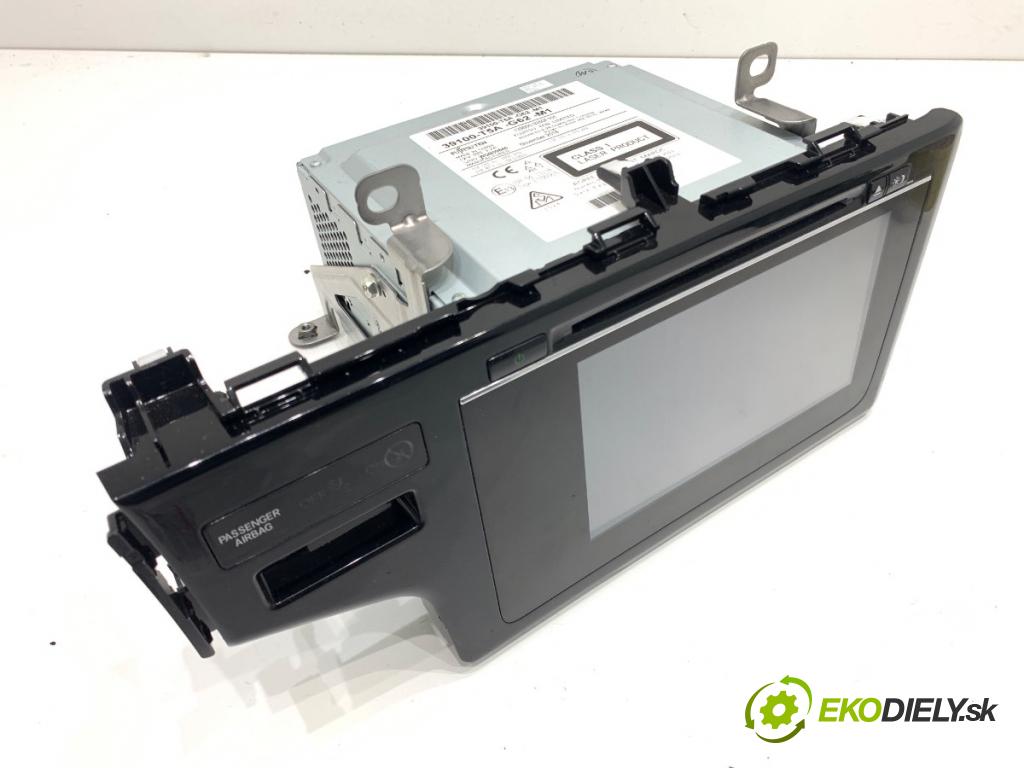 HONDA JAZZ IV liftback 2018 75 kW 1.3 1318 RADIO Dislpej 39100-T5A-G62-M1