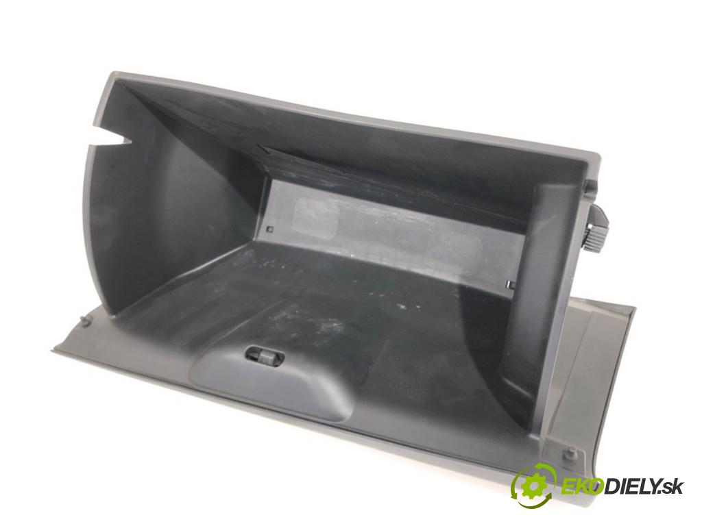 HONDA JAZZ IV liftback 2018 75 kW 1.3 1318 Priehradka, kastlík spolujazdca  (Priehradka (kastlík))