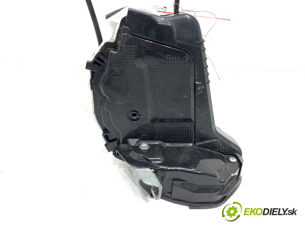 HONDA JAZZ IV liftback 2018 75 kW 1.3 1318 zámok dveře levý zadní část