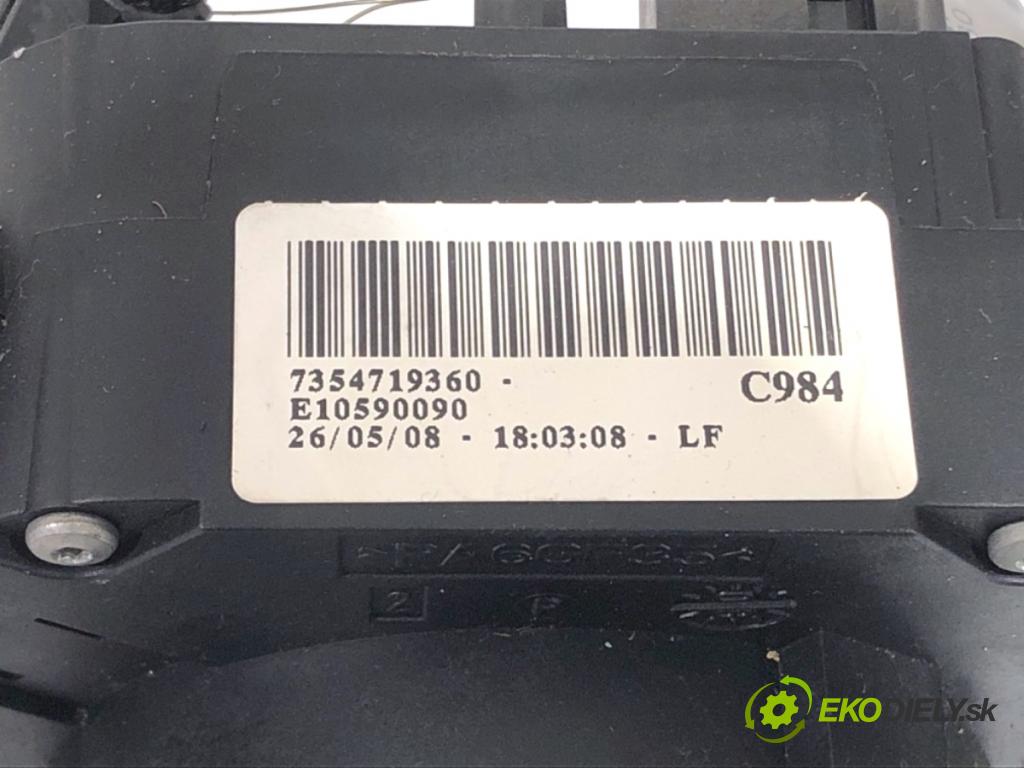 FIAT GRANDE PUNTO liftback 2008 57 kW 1.4 (199AXB11, 199AXB1A, 199BXB1A, 199AXL1A) 1368 Prepínač kombinovaný 7354719360 (Prepínacie páčky pod volantom)