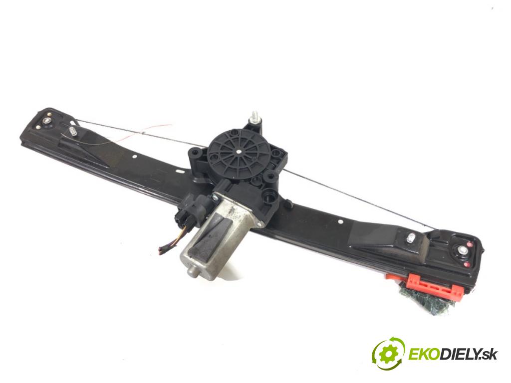 FIAT GRANDE PUNTO liftback 2008 57 kW 1.4 (199AXB11, 199AXB1A, 199BXB1A, 199AXL1A) 1368 mechanismus okna levý přední část
