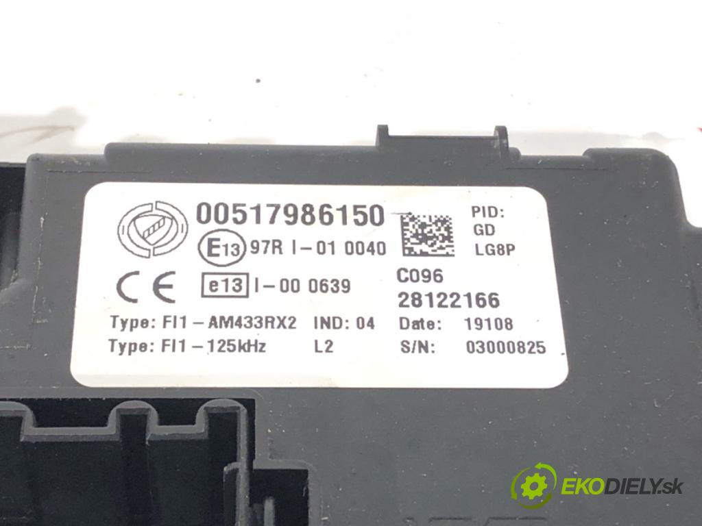 FIAT GRANDE PUNTO liftback 2008 57 kW 1.4 (199AXB11, 199AXB1A, 199BXB1A, 199AXL1A) 1368 Modul BSI 00517986150 28122166 (Poistková skrinka)