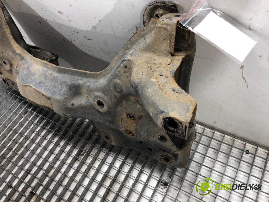 FIAT GRANDE PUNTO liftback 2008 57 kW 1.4 (199AXB11, 199AXB1A, 199BXB1A, 199AXL1A) 1368 Výstuha pod Motor  (Výstuhy predné)